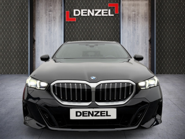 Bild 12: BMW 520i Touring