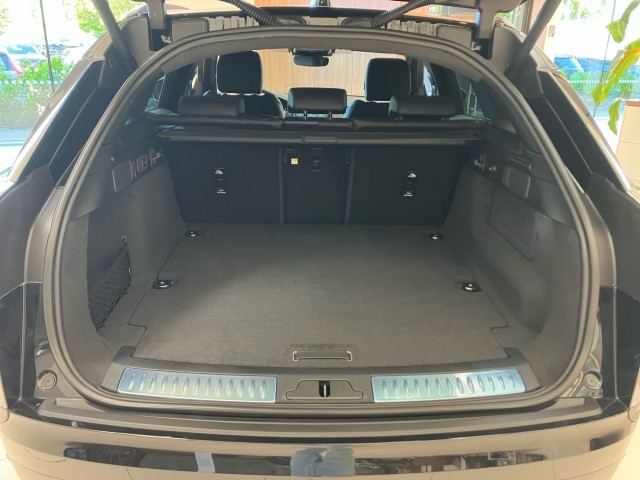 Bild 10: Land Rover Range Rover Vlear P400e S