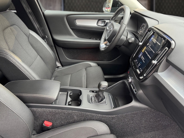 Bild 5: VOLVO PKW XC40 T3 Momentum