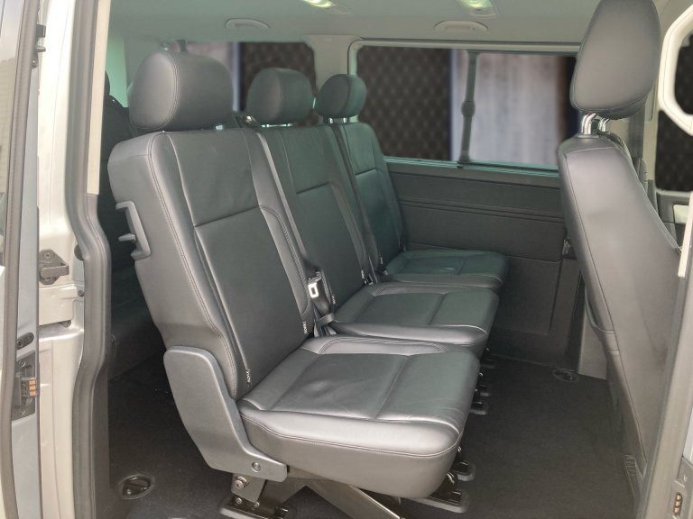 Bild 8: VW Caravelle Highline 2,0 TDI 4 Motion DSG