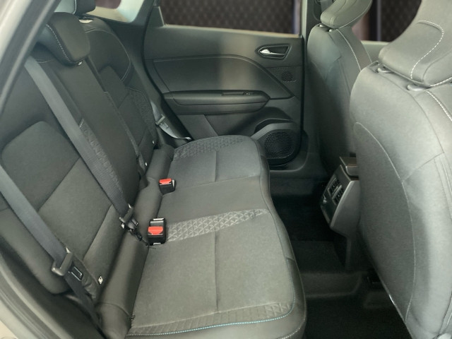 Bild 13: Mitsubishi Grandis 1,3 Petrol Invite C 26
