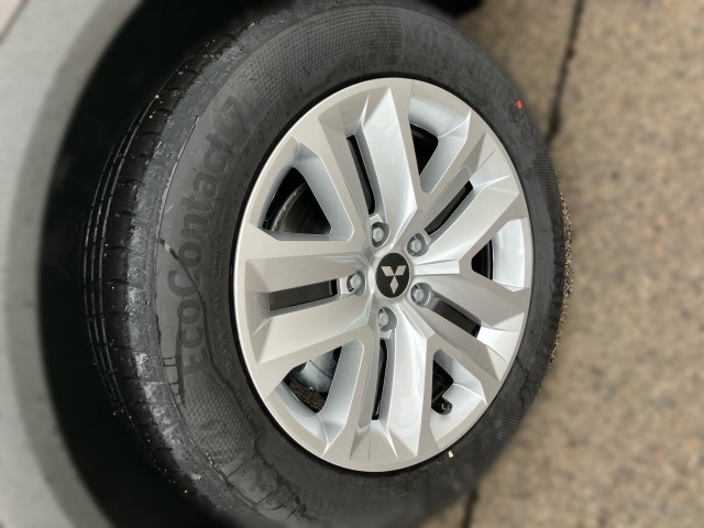 Bild 4: Mitsubishi Grandis 1,8 HEV Invite C AT 26