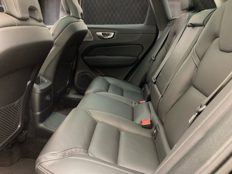 Bild 8: VOLVO PKW XC60 Ultra, T6 AWD Plug-in Hybrid, Dark