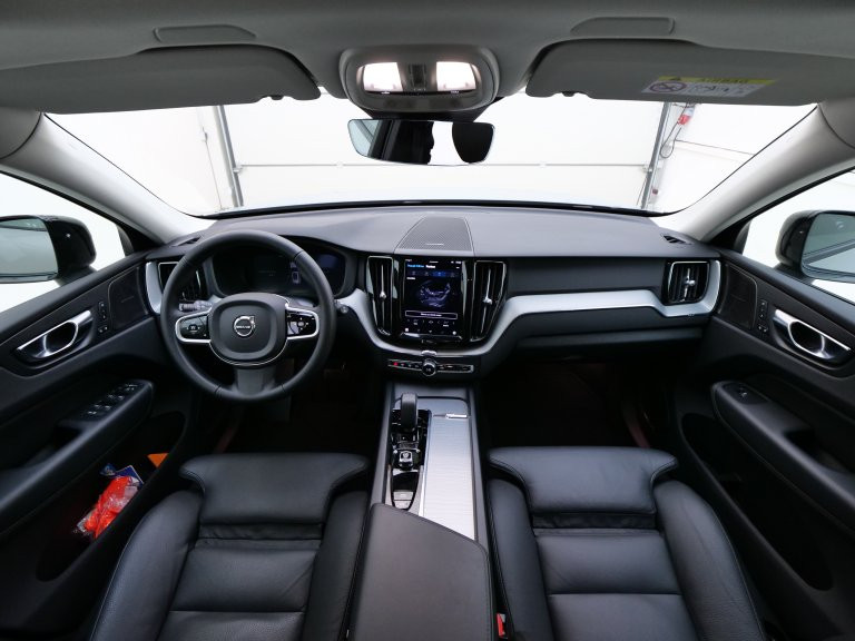 Bild 7: VOLVO PKW XC60 Plus, T6 AWD Pl