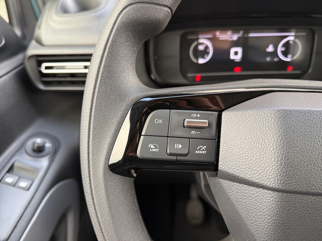 Bild 14: Toyota Proace City Verso 1,5l 100PS Shuttle L1