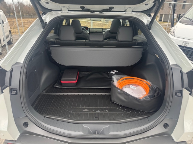 Bild 10: Toyota BZ4X 2WD Lounge + Style Paket 511KM WLTP Reichweite