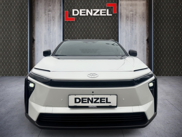 Bild 1: Toyota BZ4X 2WD Lounge + Style Paket + Protection Pack 516KM Reichw