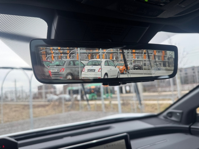 Bild 8: Toyota BZ4X 2WD Lounge + Style Paket + Protection Pack 516KM Reichw