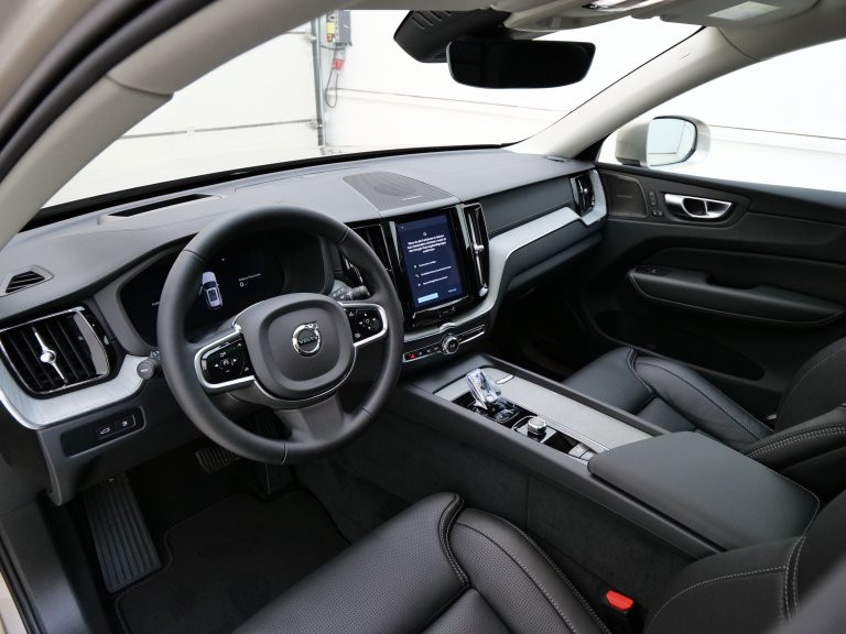 Bild 8: VOLVO PKW XC60 Ultra, T6 Plug-in Hybrid, Elektrisch/Benzin, Bright