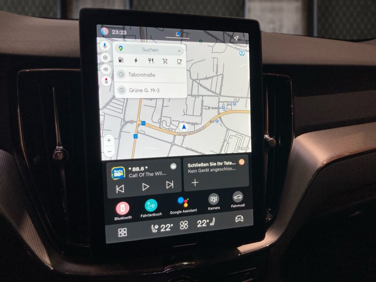 Bild 7: VOLVO PKW XC60 Black Edition Plus, T6 AWD Plug-in Hybrid, Elektrisch/B