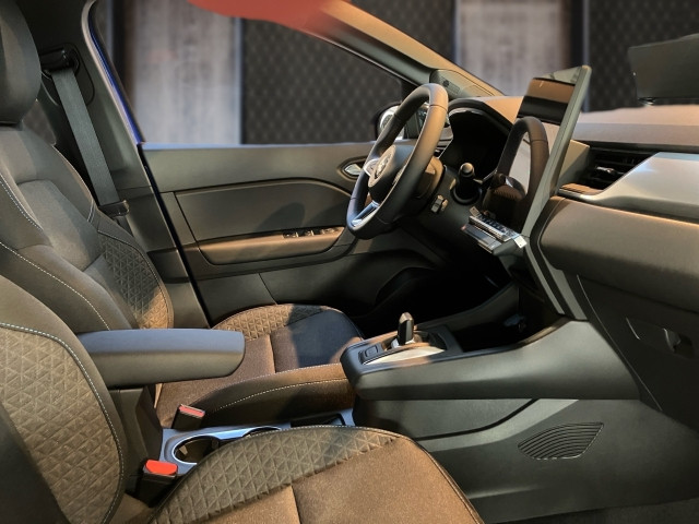 Bild 9: Mitsubishi Grandis 1,8 HEV Invite C AT 26