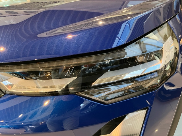 Bild 3: Mitsubishi Grandis 1,8 HEV Invite C AT 26