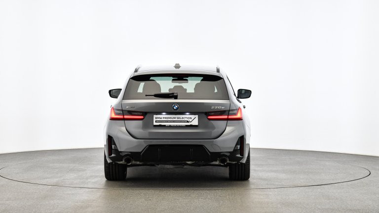 Bild 10: BMW 330e xDrive Touring