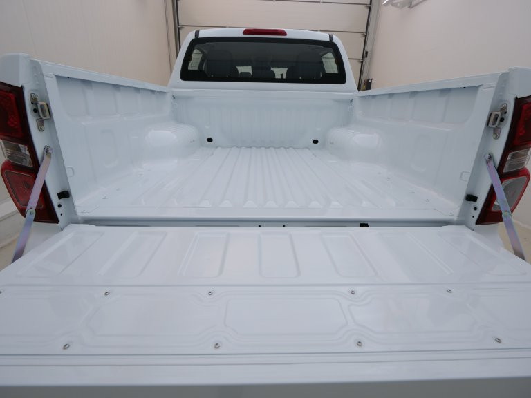 Bild 13: Isuzu D-MAX Double Cab 4x4 LSE