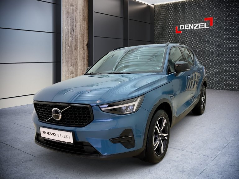 Bild 1: VOLVO PKW XC40 Plus, B4 AWD Mi