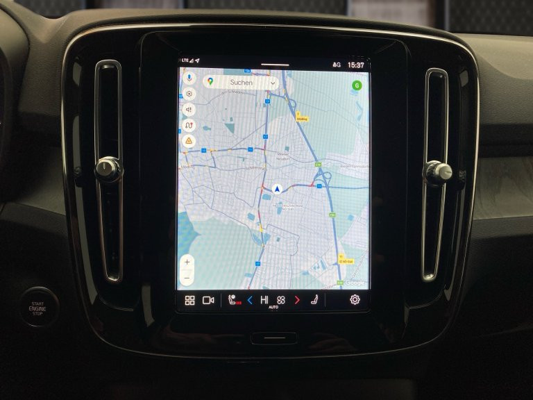 Bild 7: VOLVO PKW XC40 Plus, B4 AWD Mi