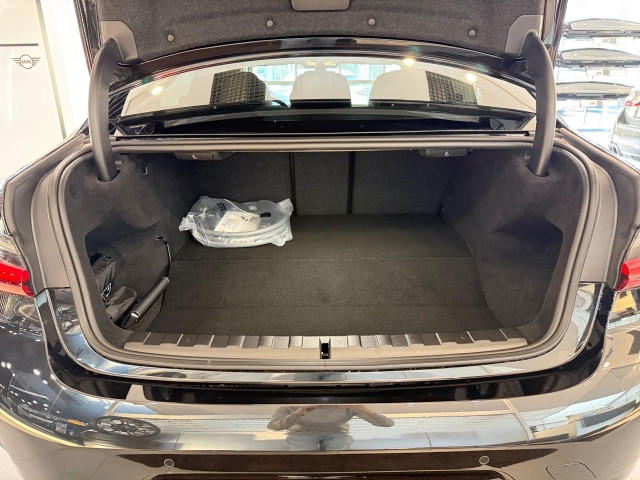 Bild 9: BMW 330e xDrive Limousine MX G20