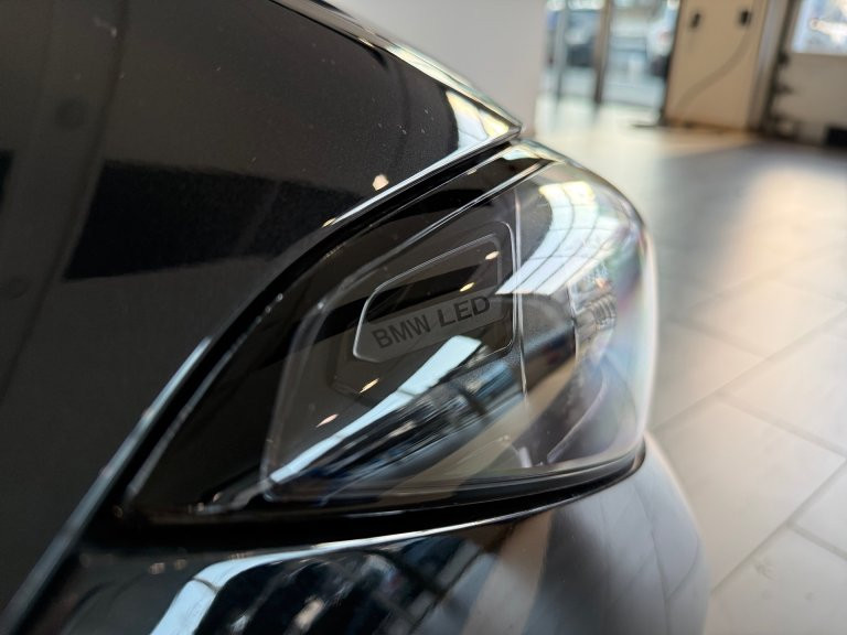 Bild 11: BMW 330e xDrive Limousine MX G20