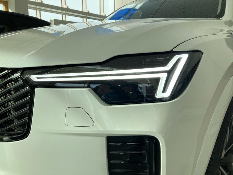 Bild 11: VOLVO PKW XC90 Ultra, T8 AWD Plug-in Hybrid, Dark, 7 Sitze