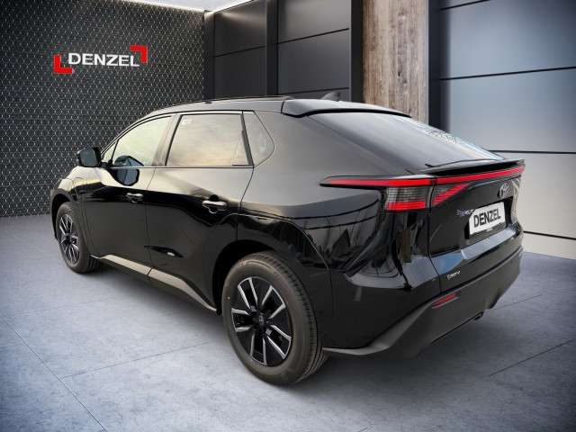 Bild 2: Toyota BZ4X 4WD Active Drive 516KM WLTP Reichweite