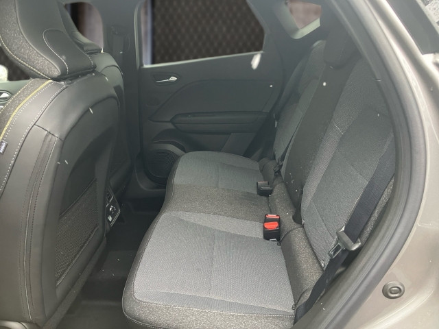 Bild 8: Mitsubishi ASX 1,8 HEV YUKI Intense S+C+T AT 26