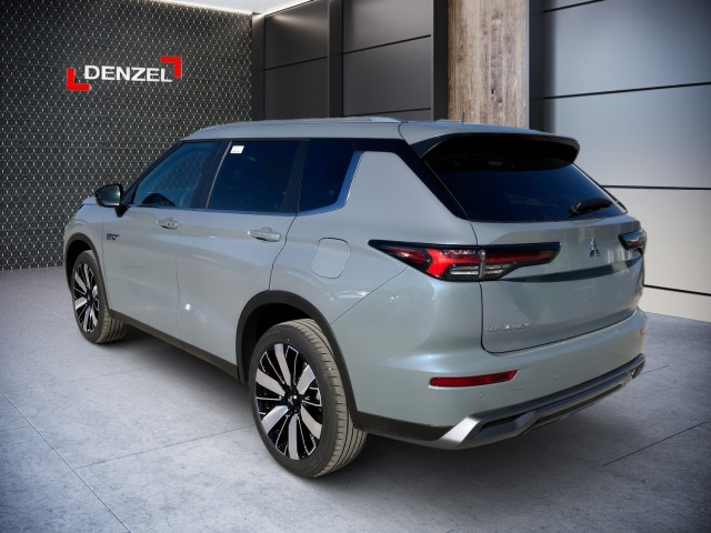 Bild 2: Mitsubishi Outlander PHEV 2,4 4WD Intense AT 25