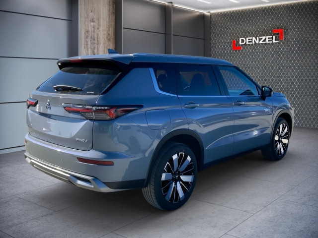 Bild 3: Mitsubishi Outlander PHEV 2,4 4WD Intense AT 25