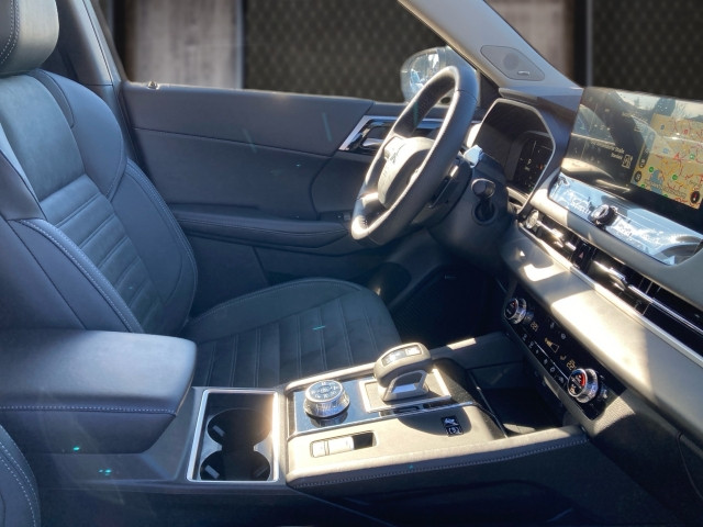 Bild 5: Mitsubishi Outlander PHEV 2,4 4WD Intense AT 25