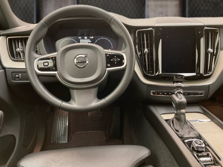 Bild 6: VOLVO PKW XC60 D5 AWD INS