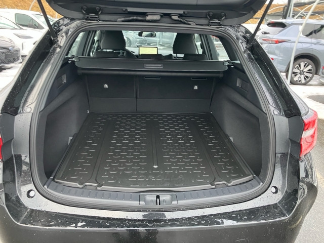 Bild 9: Toyota Corolla 1,8l Hybrid TS Active