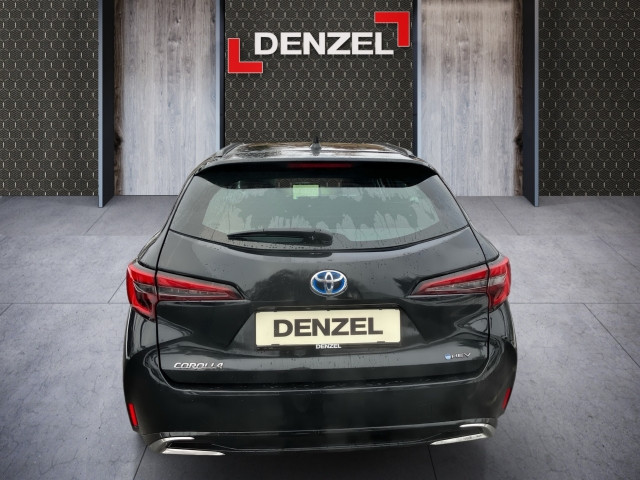 Bild 10: Toyota Corolla 1,8l Hybrid TS Active