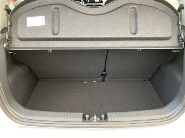 Bild 9: Hyundai i10 4-Sitzer Jubile 1.0