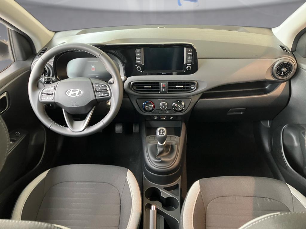 Bild 8: Hyundai i10 4-Sitzer Jubile 1.0