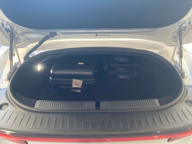 Bild 1: MG Cyberster GT ALC Grau/Schwarz + Rotes Dach