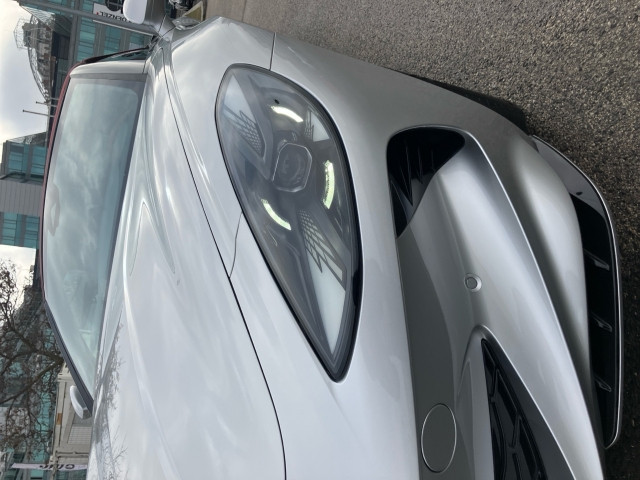 Bild 10: MG Cyberster GT ALC Rot/Schwarz + Rotes Dach