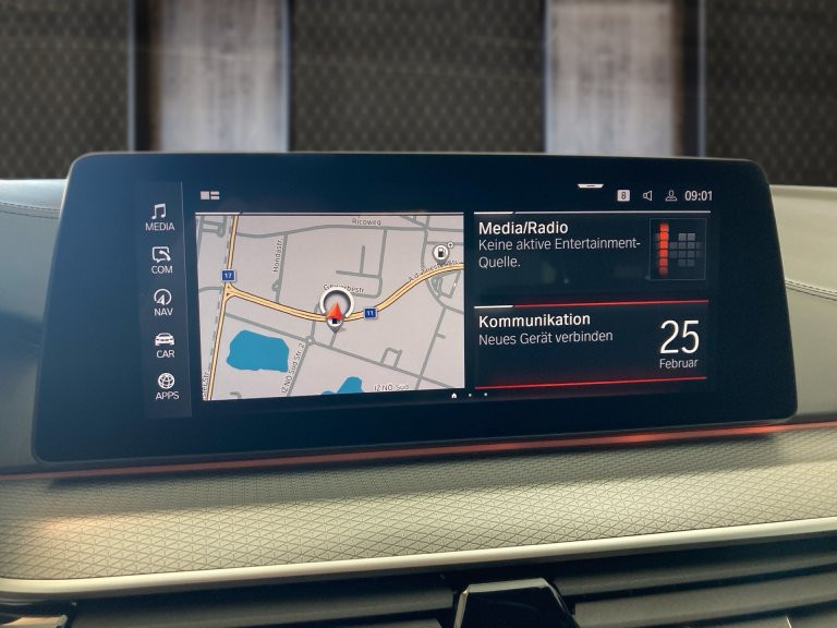 Bild 7: BMW M550i xDrive Limousine G30 N63