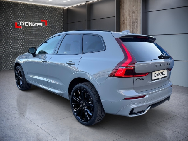 Bild 2: VOLVO PKW XC60 Black Edition Plus, T6 AWD Plug-in Hybrid, Elektrisch/B