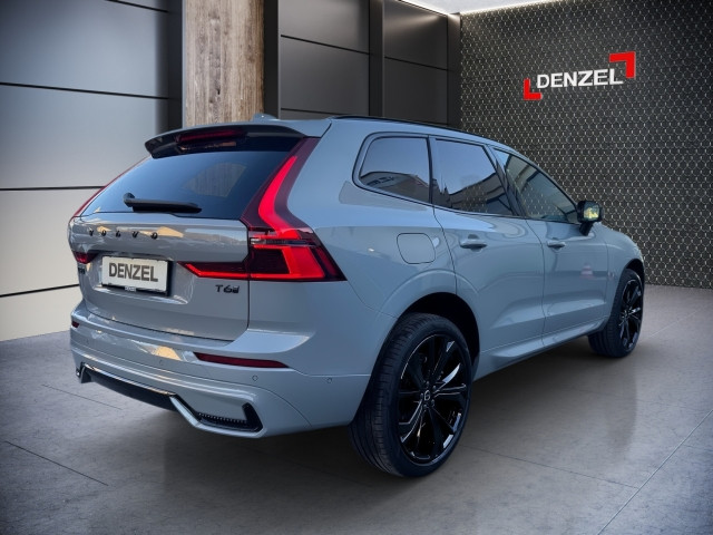 Bild 3: VOLVO PKW XC60 Black Edition Plus, T6 AWD Plug-in Hybrid, Elektrisch/B