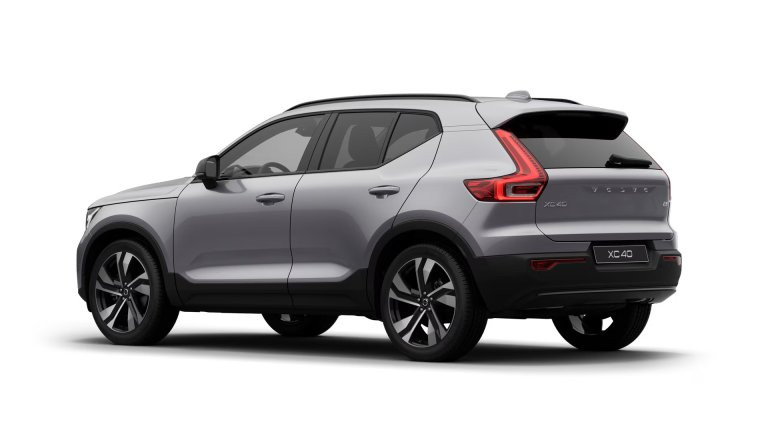 Bild 1: VOLVO PKW XC40 Ultra, B3 Mild Hybrid, Benzin, Dark
