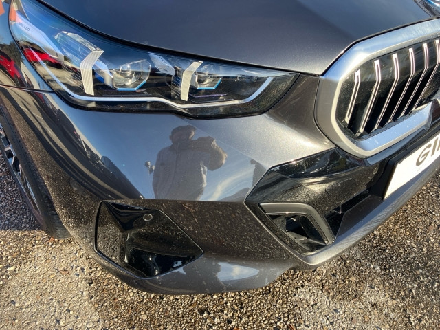 Bild 11: BMW i5 xDrive40 Touring