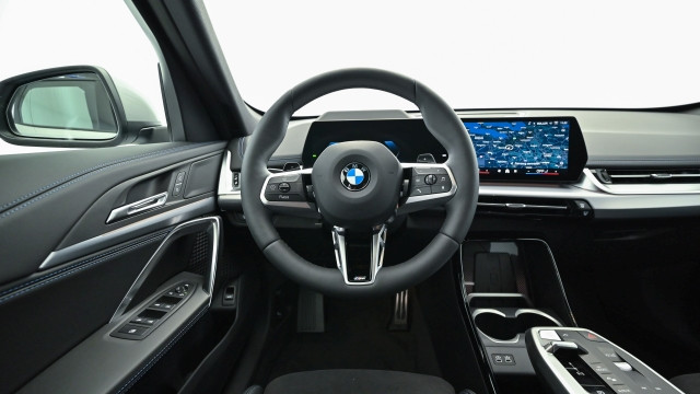 Bild 1: BMW X1 sDrive18i U11 B38