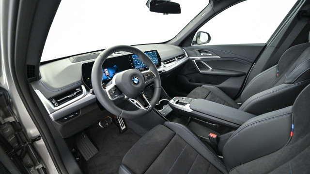 Bild 4: BMW X1 sDrive18i U11 B38
