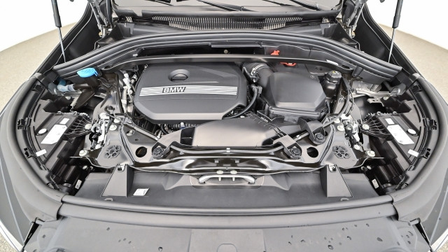Bild 5: BMW X1 sDrive18i U11 B38