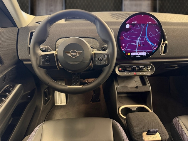 Bild 6: Mini Countryman S ALL4 U25 B48