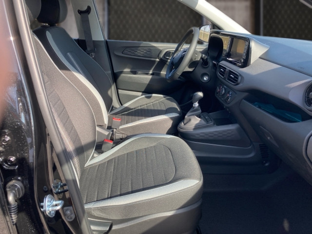 Bild 5: Hyundai i10 4-Sitzer Jubile 1.0