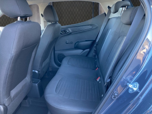 Bild 8: Hyundai i10 4-Sitzer Jubile 1.0