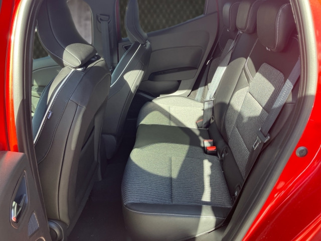 Bild 8: Mitsubishi Colt 1,6 HEV Diamond AT 24