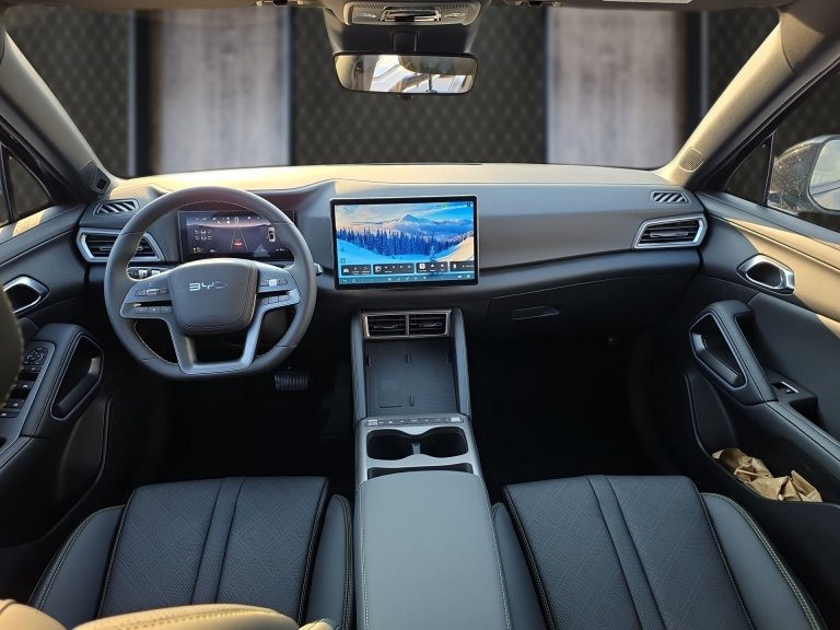 Bild 10: BYD ATTO 2 DM-i Boost