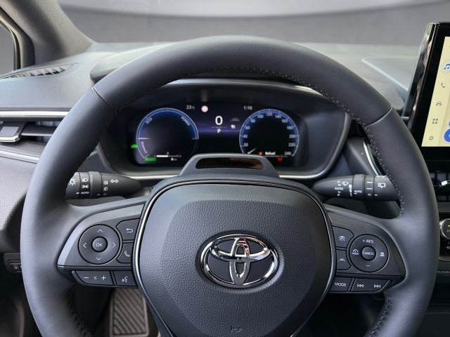 Bild 9: Toyota Corolla 1,8 l Hybrid TS,  Teamplayer