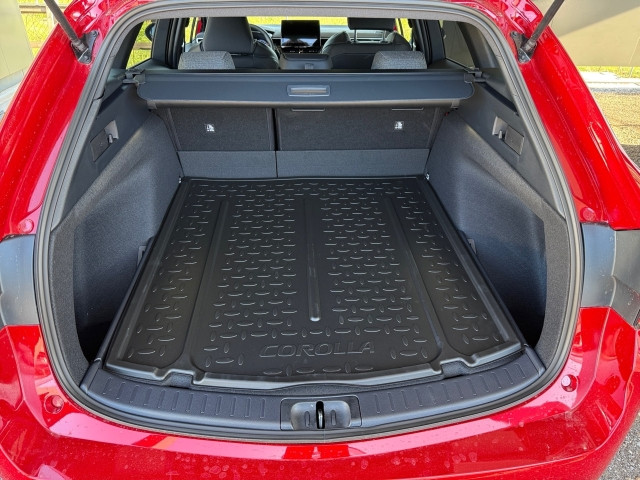 Bild 12: Toyota Corolla 1,8 l Hybrid TS,  Teamplayer